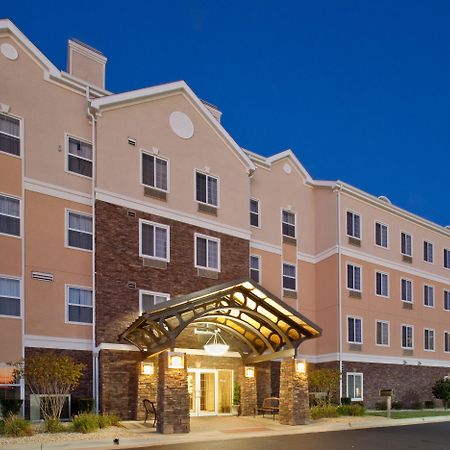 Staybridge Suites Rockford By Ihg Екстериор снимка