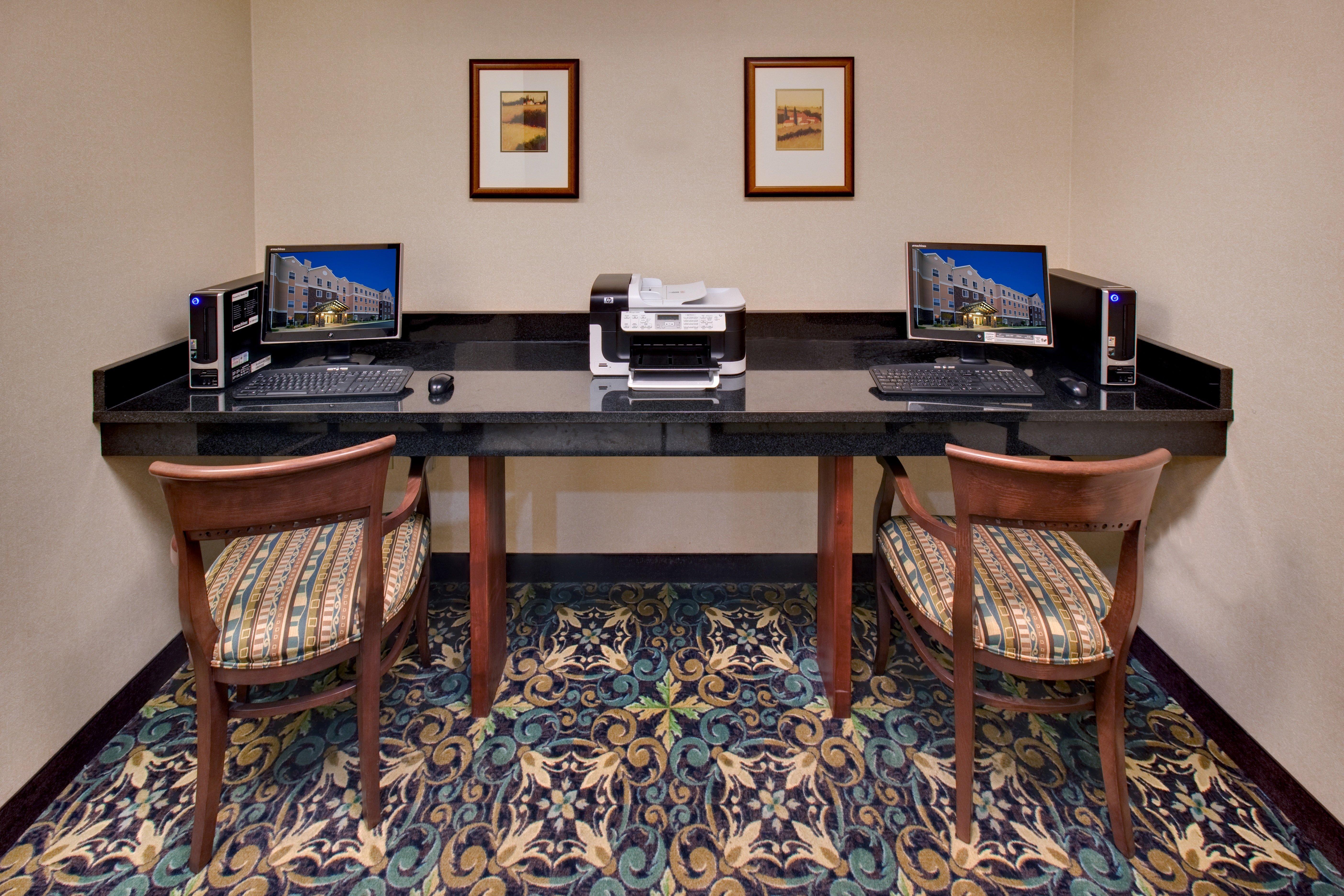 Staybridge Suites Rockford By Ihg Съоръжения снимка