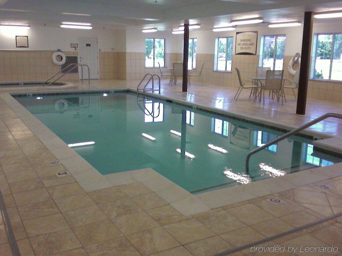 Staybridge Suites Rockford By Ihg Съоръжения снимка