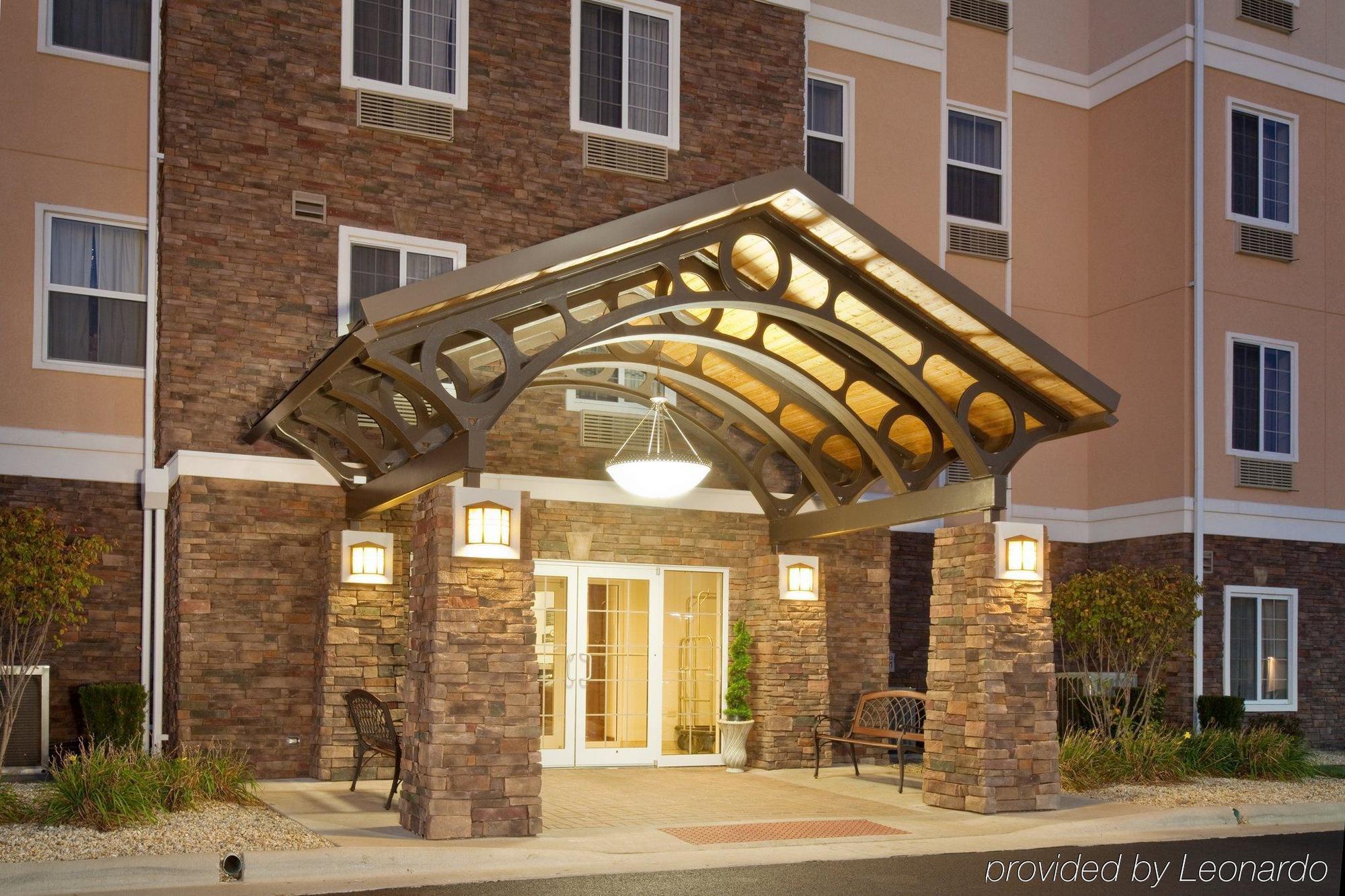 Staybridge Suites Rockford By Ihg Екстериор снимка